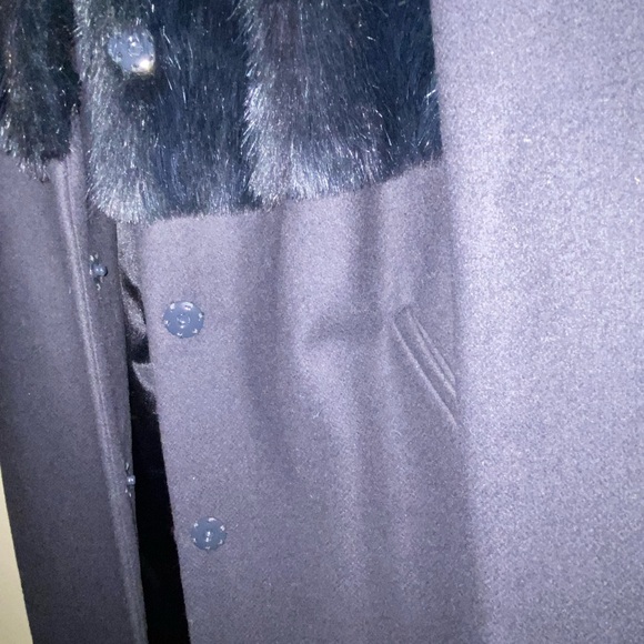 TOPSHOP coat with faux fur. Size US 8. Navy colour. - Picture 12 of 12